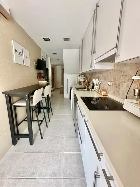 Encantadora casa adossada a Vilacolum, ideal per gaudir d´un estil de vida tranquil i confortable. No te la perdis!