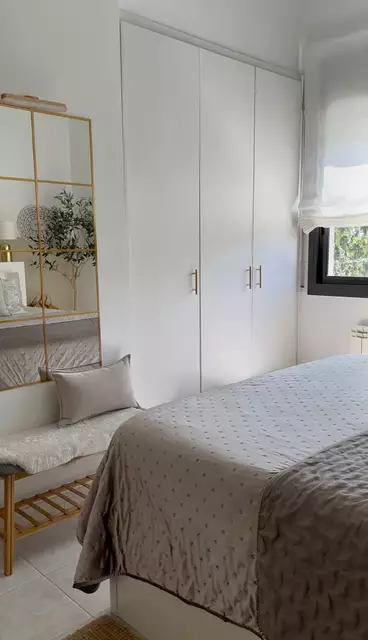 Encantadora casa adossada a Vilacolum, ideal per gaudir d´un estil de vida tranquil i confortable. No te la perdis!