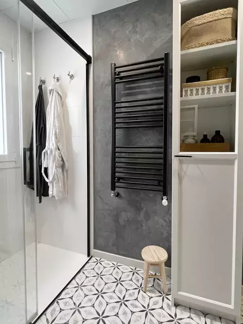 Encantadora casa adossada a Vilacolum, ideal per gaudir d´un estil de vida tranquil i confortable. No te la perdis!
