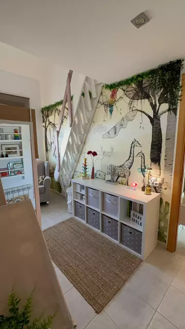 Encantadora casa adossada a Vilacolum, ideal per gaudir d´un estil de vida tranquil i confortable. No te la perdis!