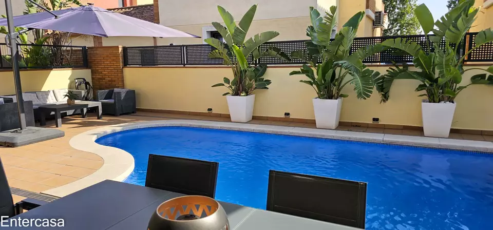 Casa apareada con Piscina y Garaje en Empuriabrava