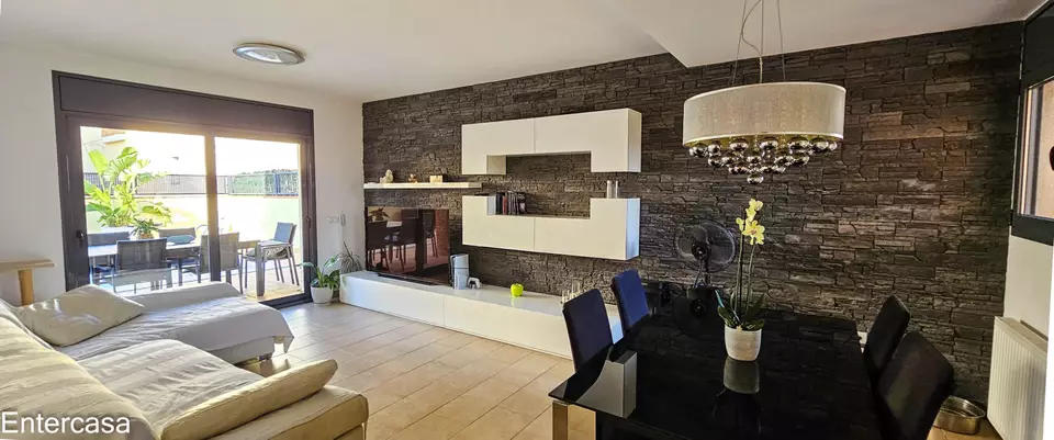 Casa apareada con Piscina y Garaje en Empuriabrava