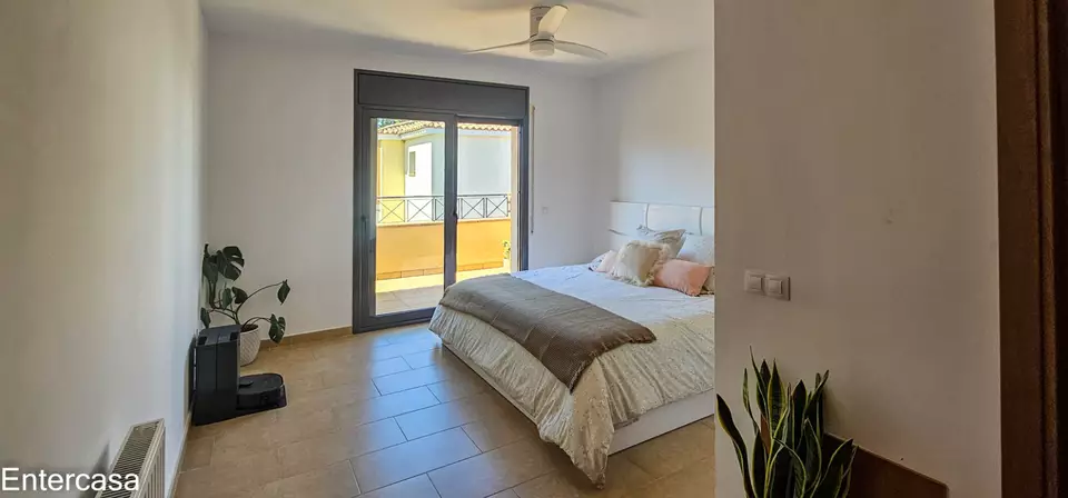 Casa apareada con Piscina y Garaje en Empuriabrava