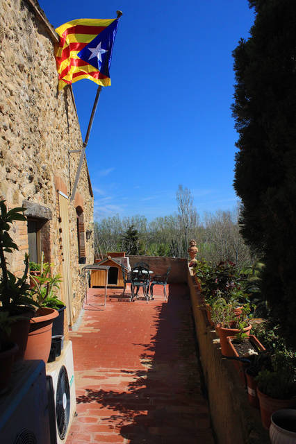 Màgica vila en venda amb una bonica piscina enorme jardí Costa Brava comprar vendre immobiliaria entercasa catalunya casa rustica alt emporda