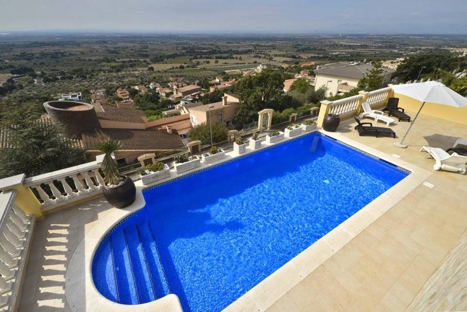 Real estate Entercasa sale costa brava spain wonderful villa situated in a prestige estate protected Natural Parks roses rosas pool