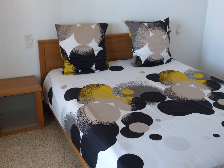 Agence Entercasa Costa Brava achat appartement spacieux avec grande terrasse et vue sur le port et les montagnes sur la plage d