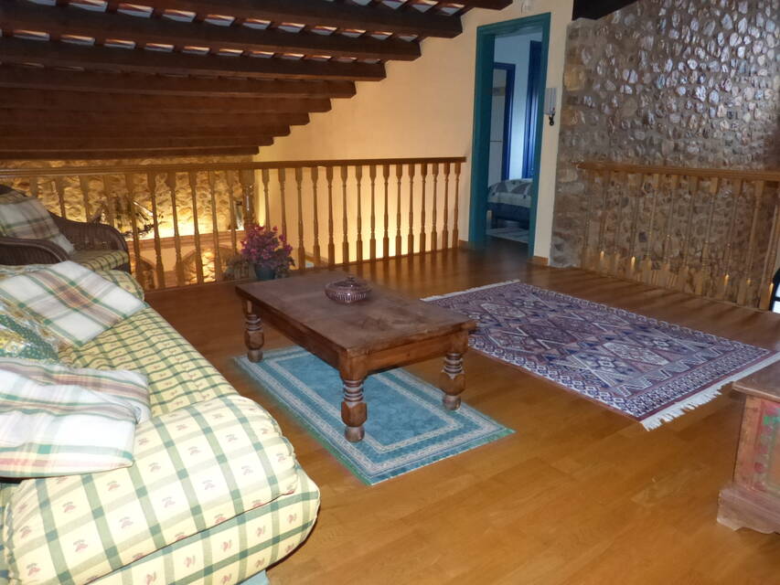 Precioso y cómodo chalet situado en la prestigiosa localidad del Golf de Perelada.