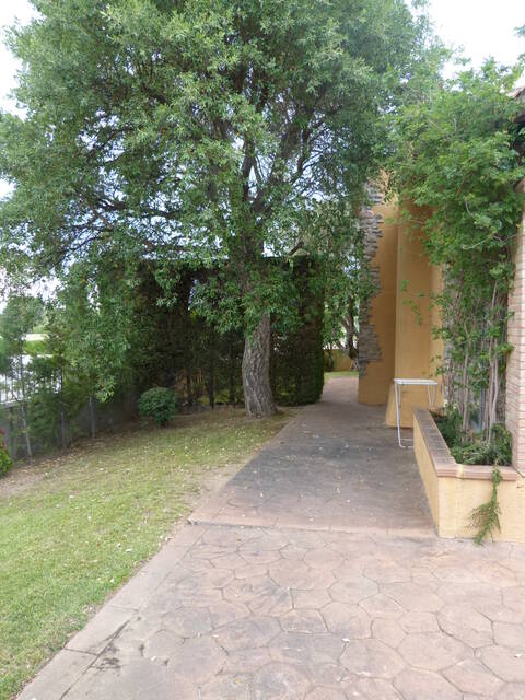 Precioso y cómodo chalet situado en la prestigiosa localidad del Golf de Perelada.