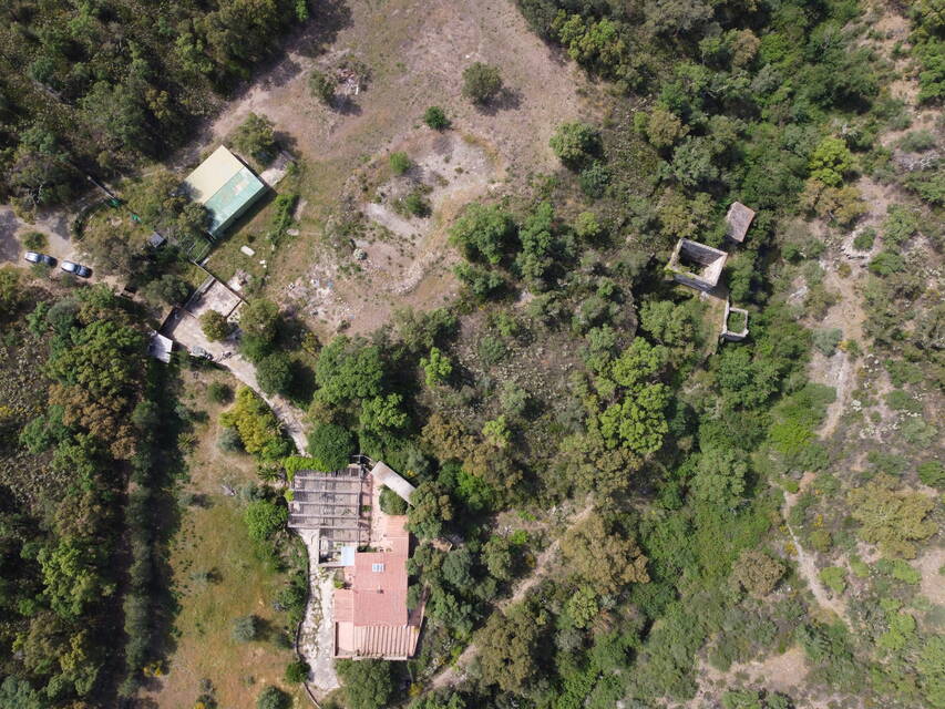 Rustic property in Alt Emporda near the Camino de Santiago