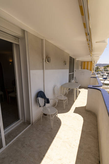 Appartement sur le canal à Santa Margarita-Roses