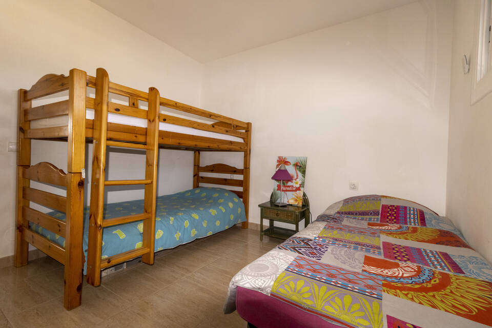 2-Zimmer-Wohnung mit einer großen Terrasse 5 Minuten vom Strand entfernt in Empuriabrava