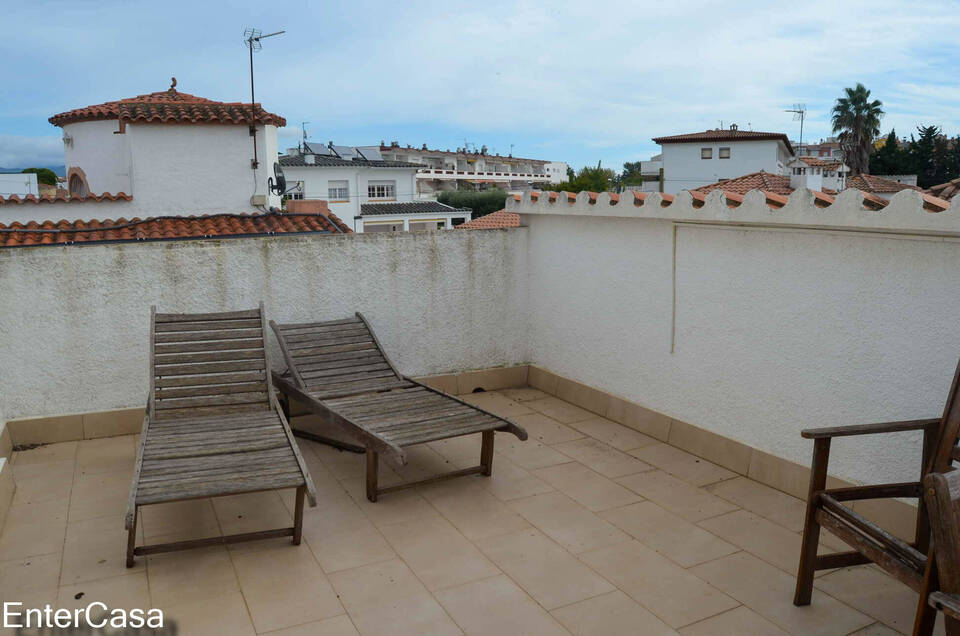 Villa typique de Empuriabrava