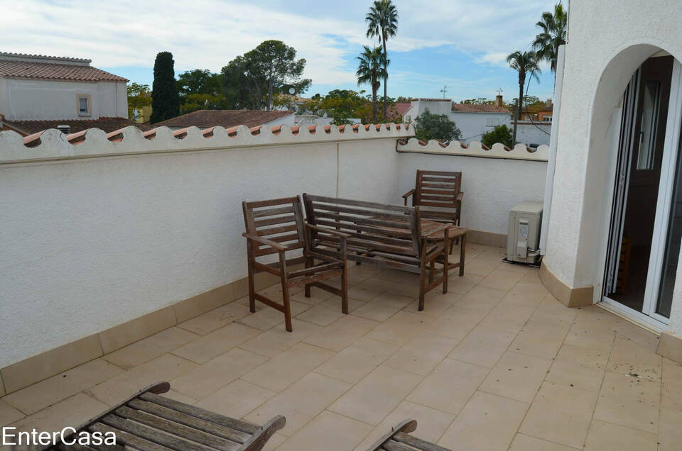 Villa typique de Empuriabrava