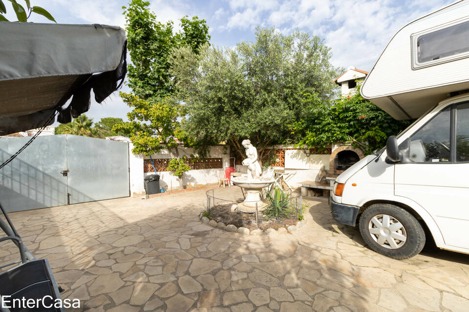 Reihenhaus mit 3 Schlafzimmern in Empuriabrava