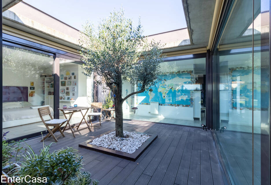 Schönes modernes Haus in Vilacolum, in einer ruhigen Gegend gelegen, mit großem Garten und Swimmingpool. Kommen Sie und genießen Sie den Komfort