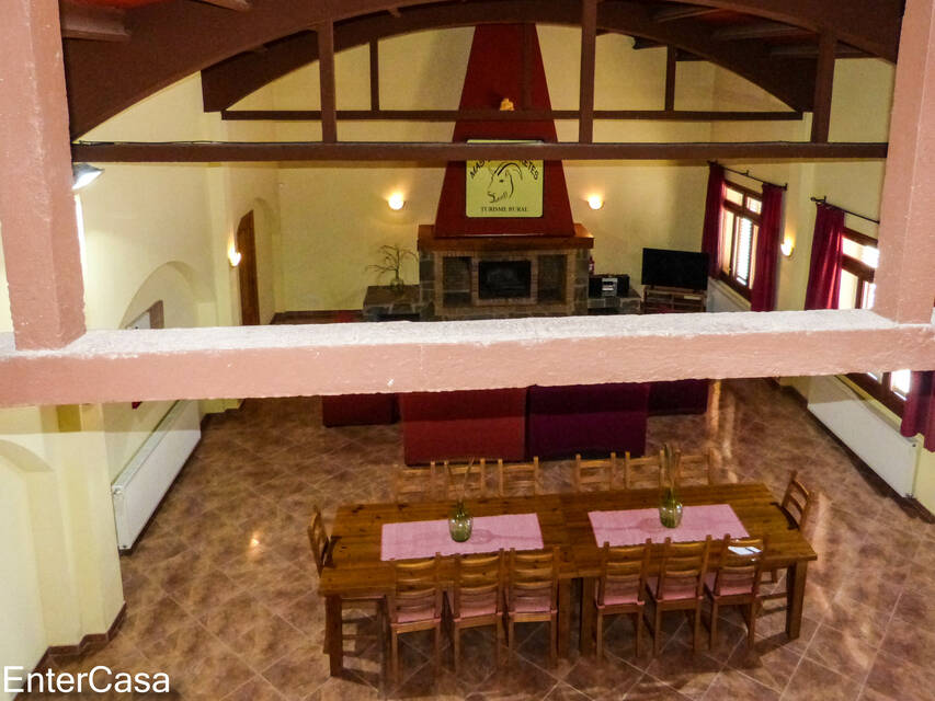 Ferme tranquille avec appartement indépendant dans les champs de l'Empordà. Idéal pour profiter du calme et de la beauté de la nature.